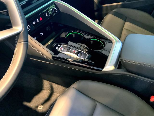 Certified 2025 Audi Q5 Premium w/ Convenience Package AWD/4WD image 16