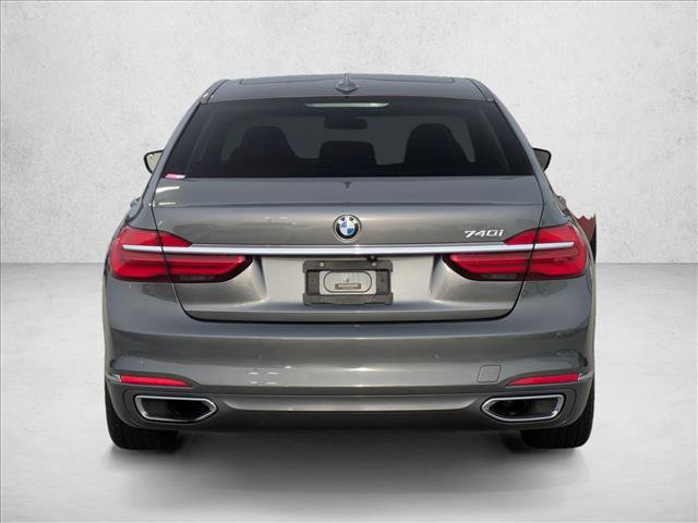 Used 2018 BMW 740i image 6