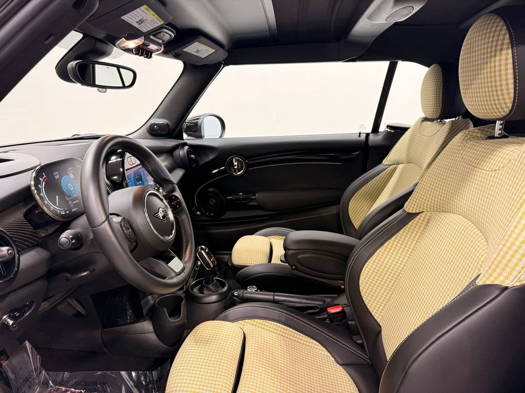 Certified 2023 MINI Cooper S w/ MINI Resolute Edition image 12