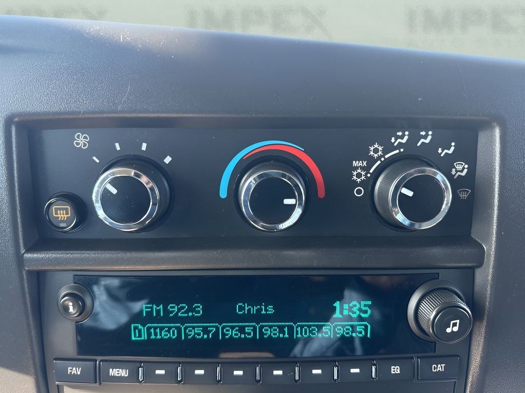 Used 2020 Chevrolet Express 3500 LT w/ LT Preferred Equipment Group image 17