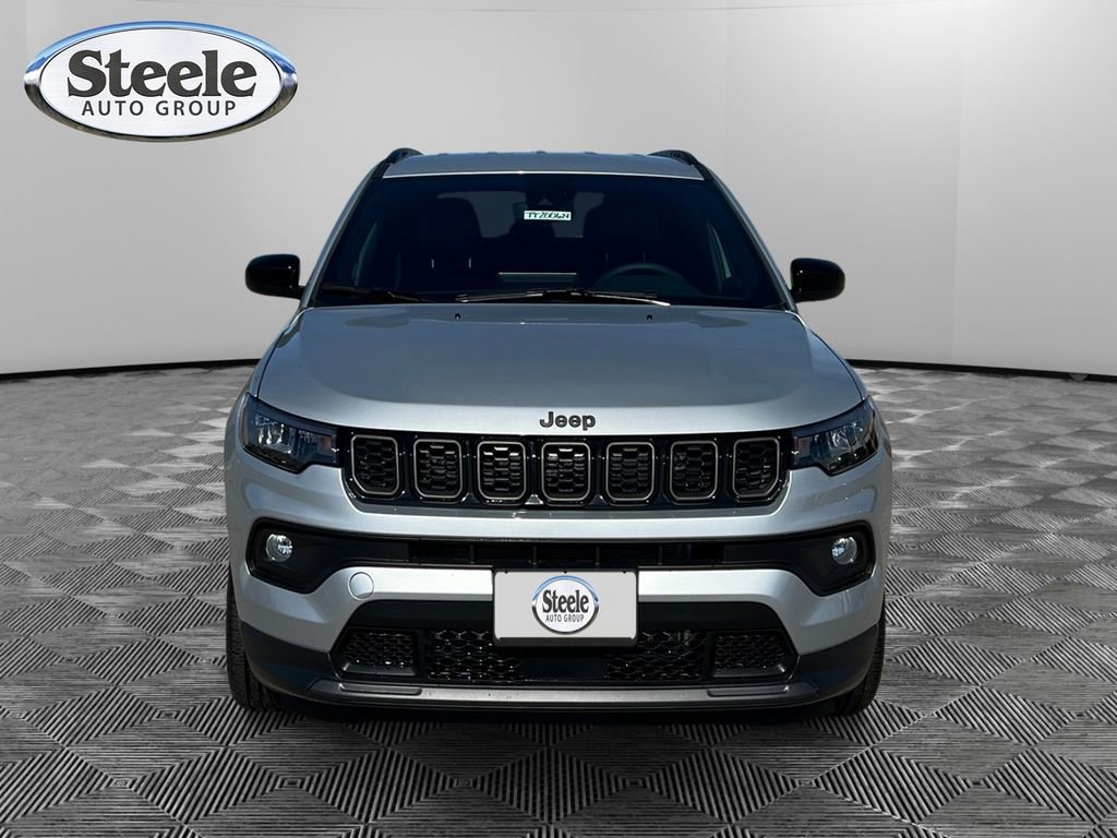 New 2026 Jeep Compass Latitude image 8