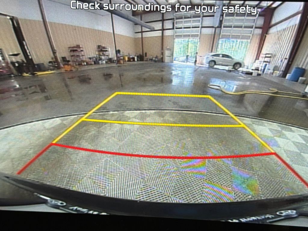 Used 2025 Kia Sportage SX image 31