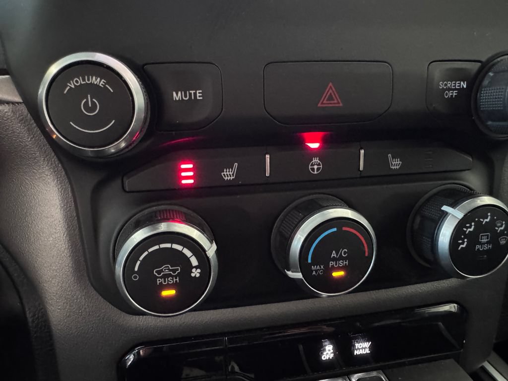 Used 2023 RAM 1500 Big Horn AWD/4WD image 23