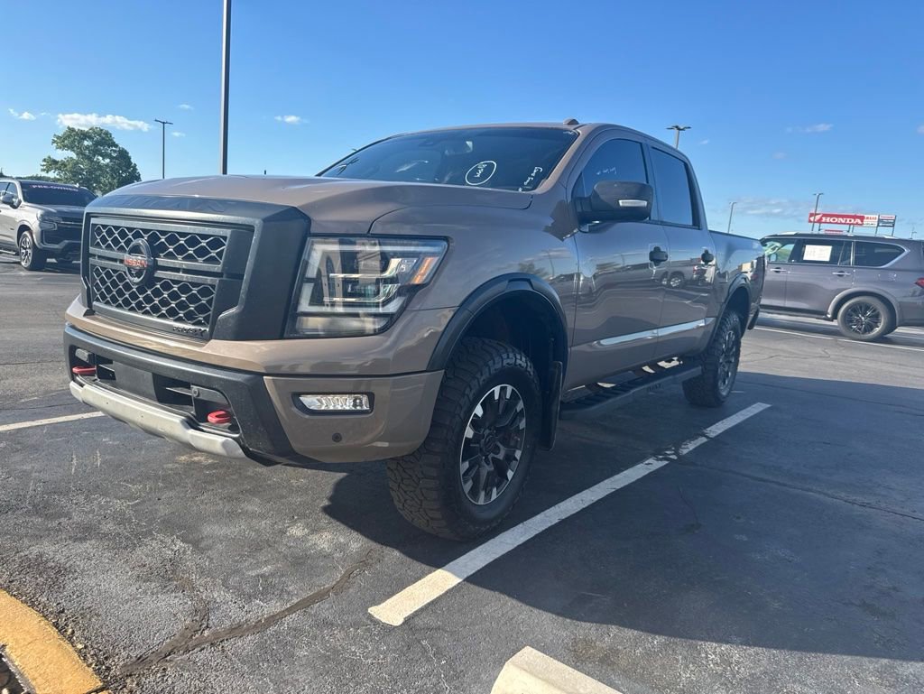 Used 2020 Nissan Titan PRO-4X w/ Pro-4x Convenience Package AWD/4WD video 1