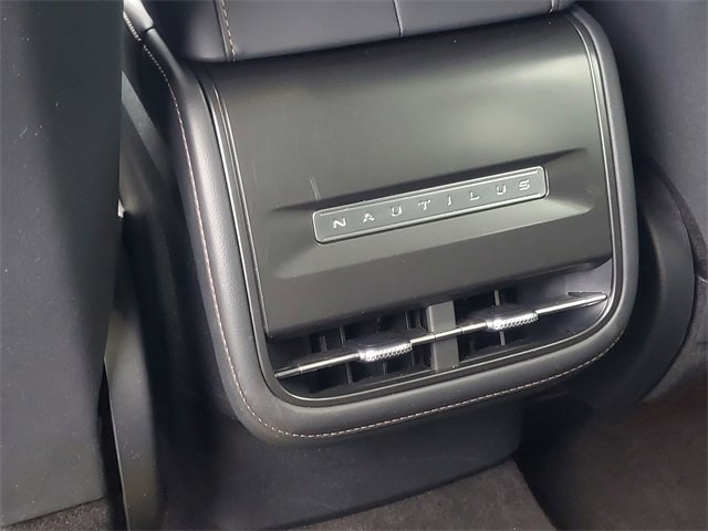 Certified 2024 Lincoln Nautilus Reserve w/ Jet Appearance Package (87T) image 38