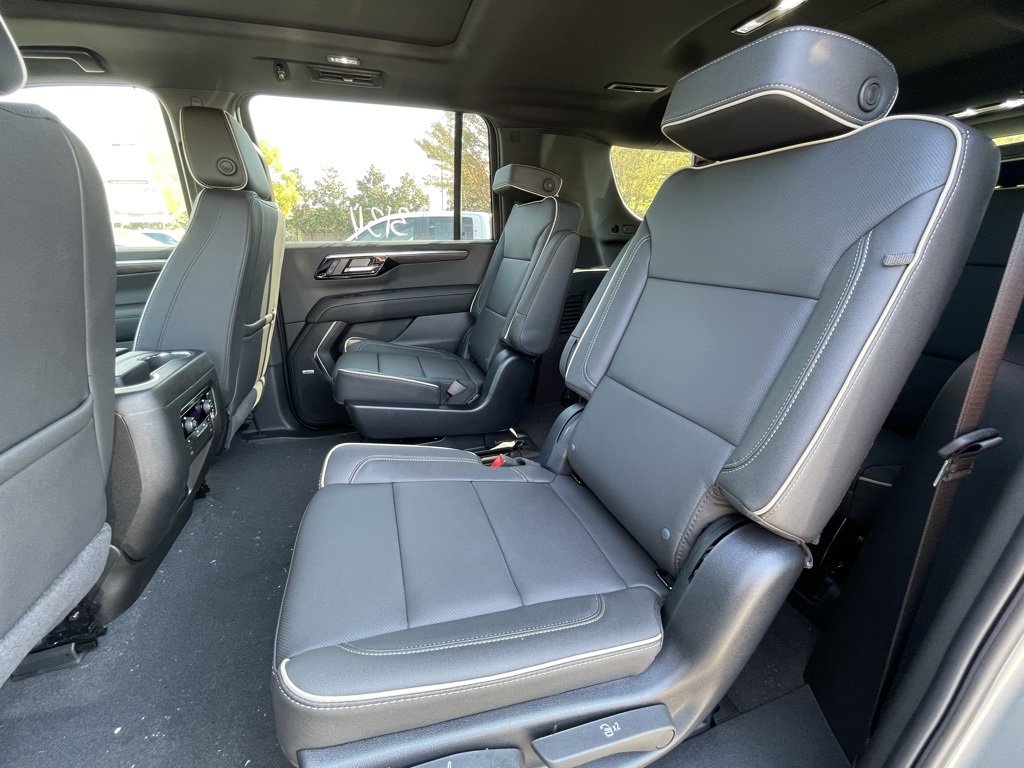 New 2026 Chevrolet Suburban Premier w/ Sun And Tow Package image 26