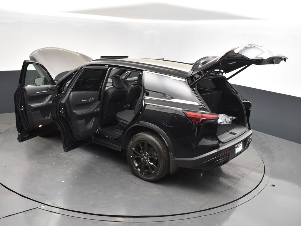 Used 2025 INFINITI QX60 Luxe w/ Black Edition video 2