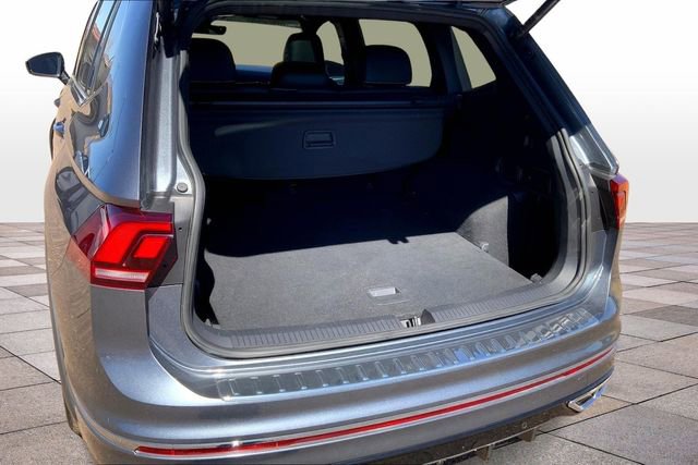 Used 2022 Volkswagen Tiguan SEL R-Line AWD/4WD image 20