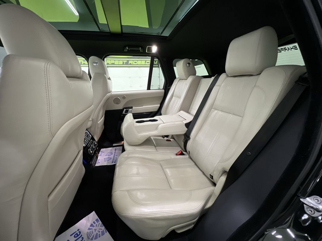 Used 2017 Land Rover Range Rover HSE AWD/4WD image 27