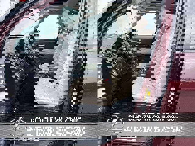 Used 2018 Ford Explorer Platinum image 26