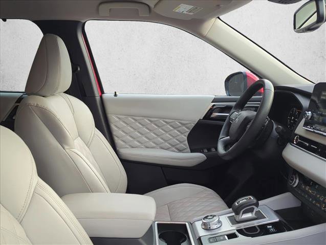 Used 2023 Mitsubishi Outlander SEL image 24