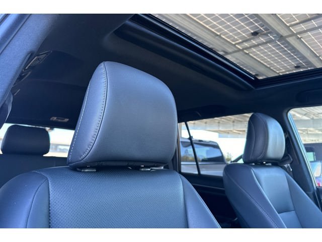 Certified 2021 Lexus GX 460 Premium w/ Premium Plus Package AWD/4WD image 17