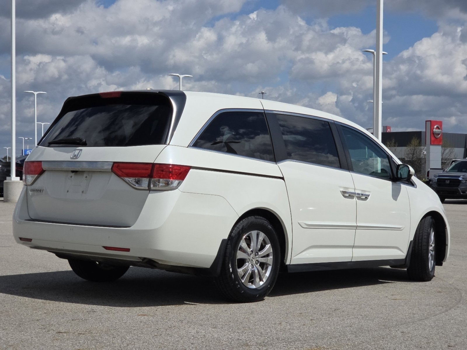 Used 2015 Honda Odyssey EX-L image 16