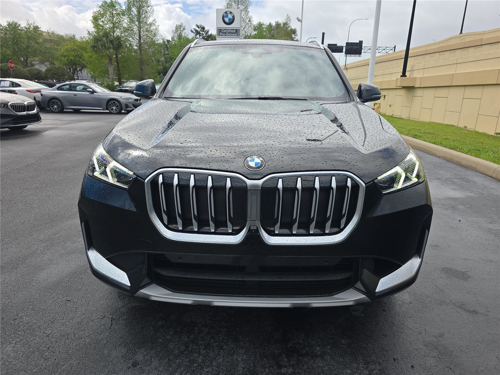 Used 2025 BMW X1 xDrive28i image 2