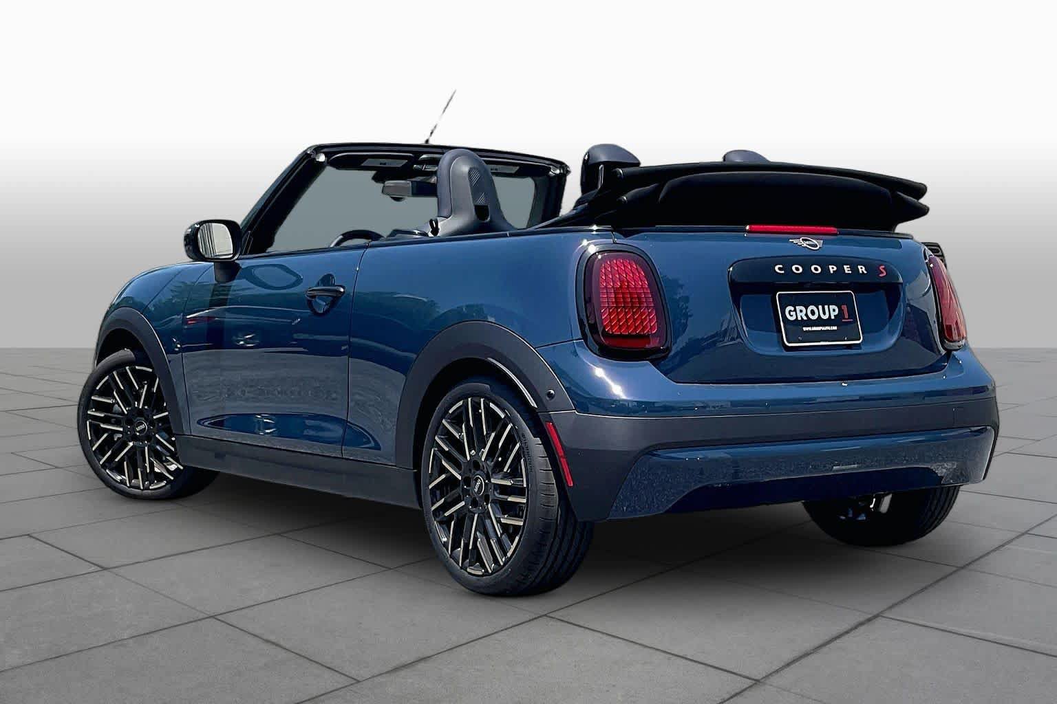 Used 2026 MINI Cooper S FWD image 12