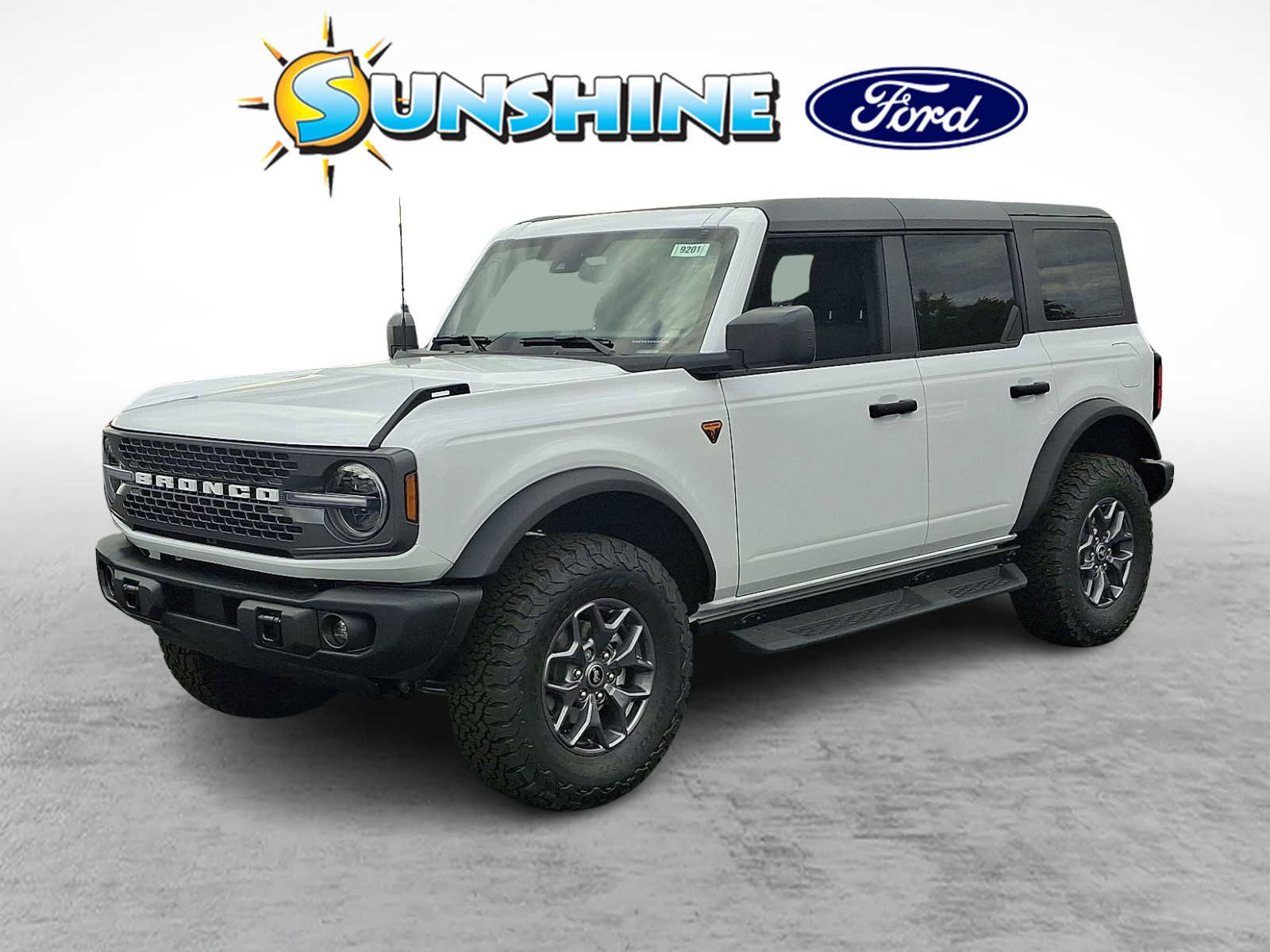 New 2025 Ford Bronco Badlands image 3