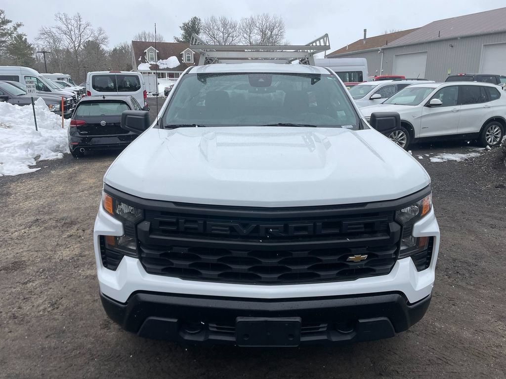 Used 2022 Chevrolet Silverado 1500 W/T w/ WT Value Package AWD/4WD image 3