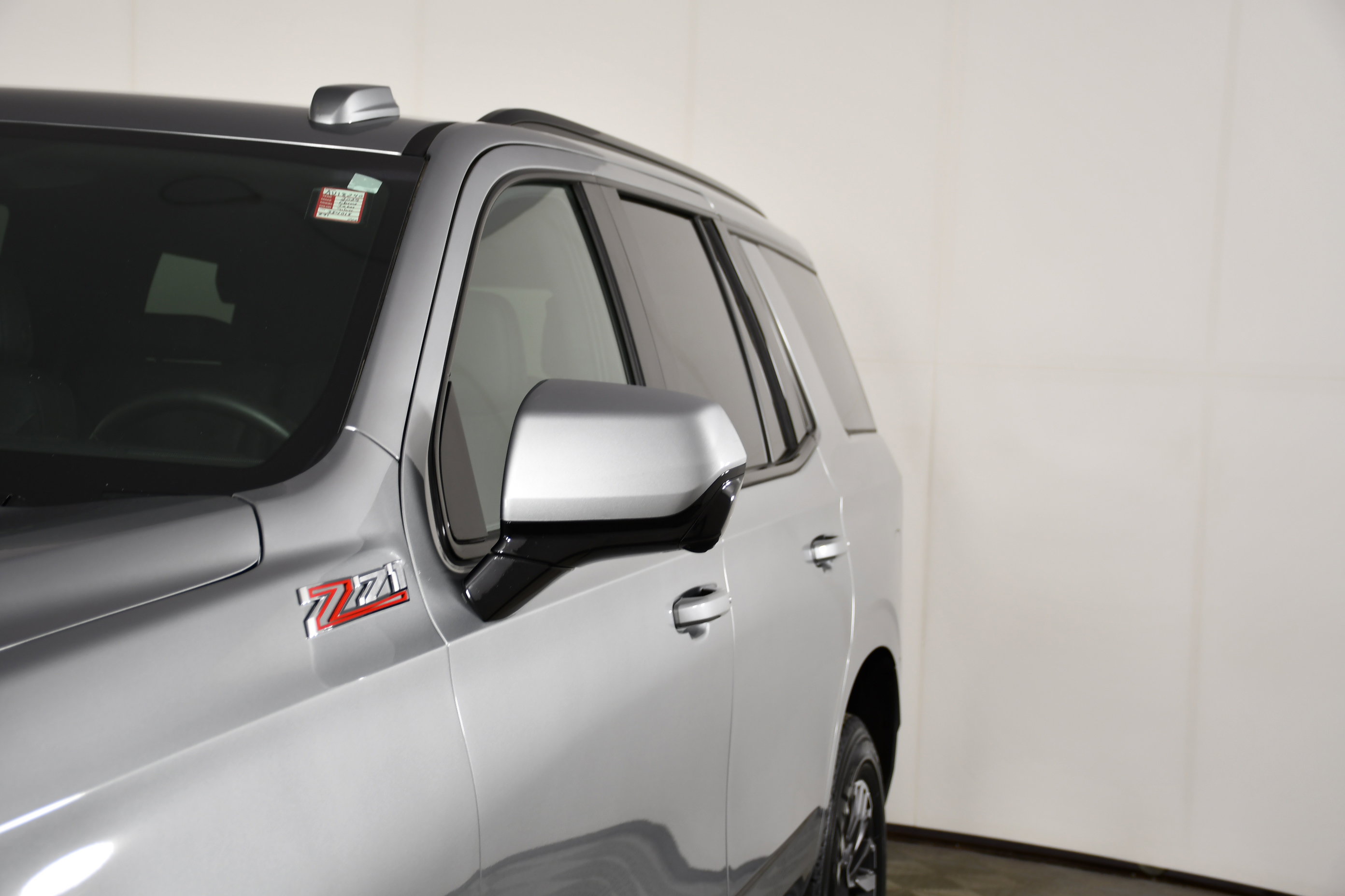 Used 2025 Chevrolet Tahoe Z71 AWD/4WD image 13