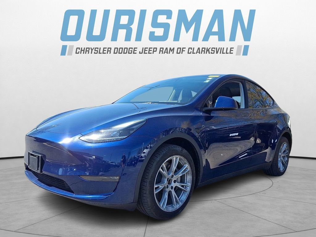 Used 2024 Tesla Model Y Long Range image 3