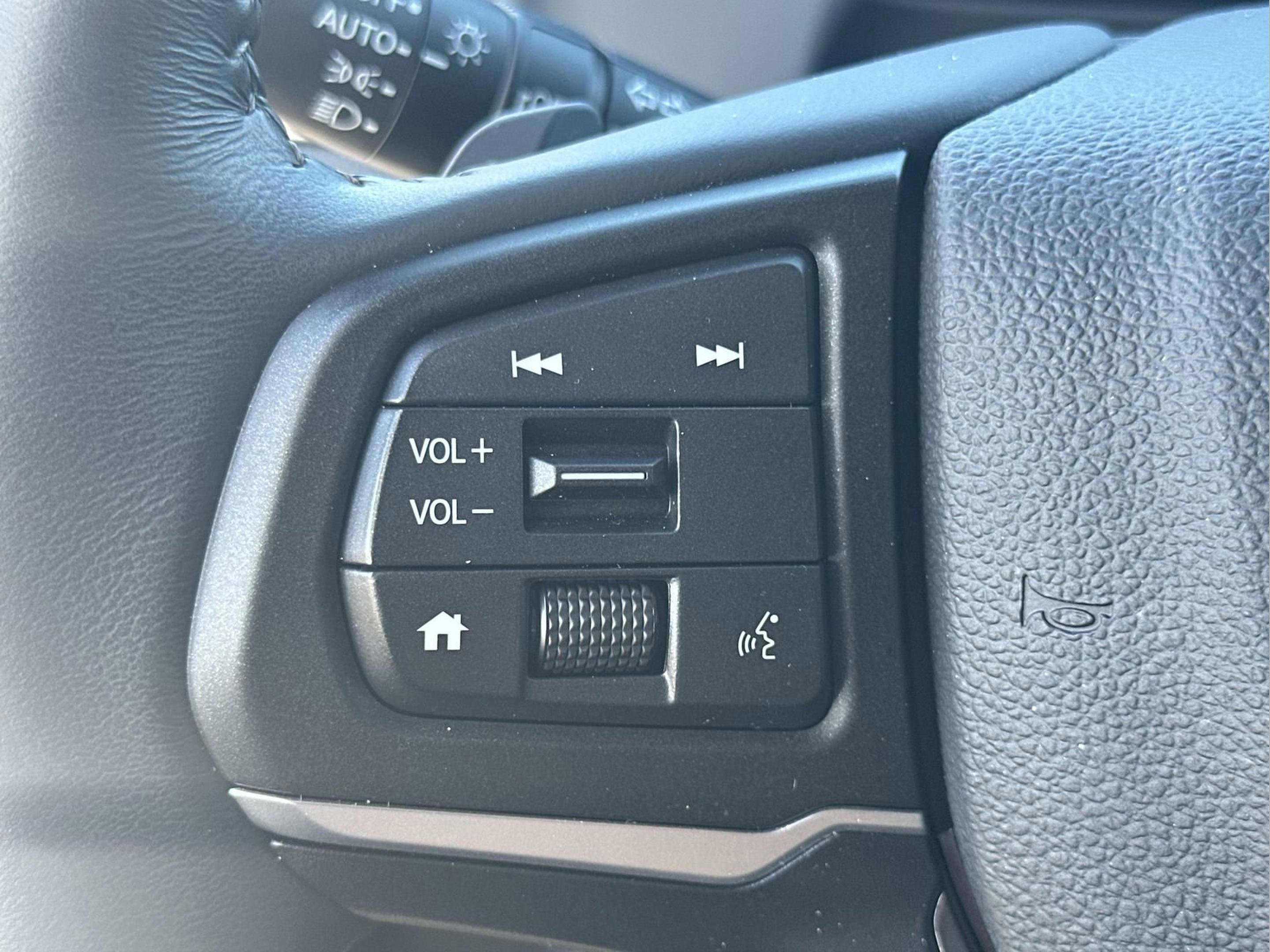 Certified 2025 Honda Ridgeline Sport image 12