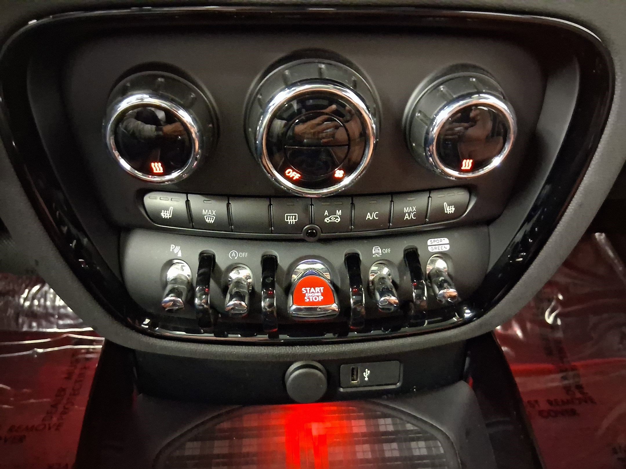 Certified 2024 MINI Cooper Clubman S image 17