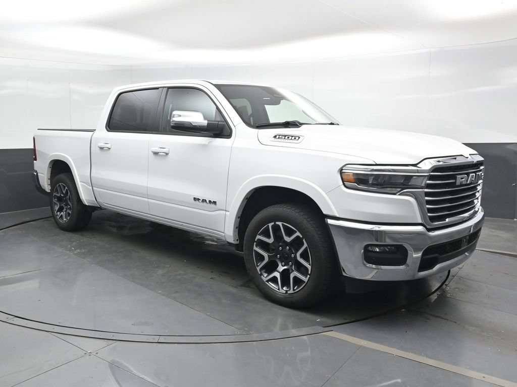 Used 2026 RAM 1500 Laramie AWD/4WD image 4