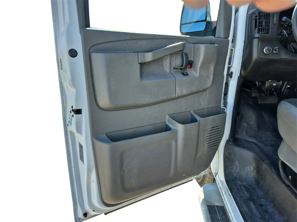 Used 2021 GMC Savana 2500 w/ Driver Convenience Package image 24