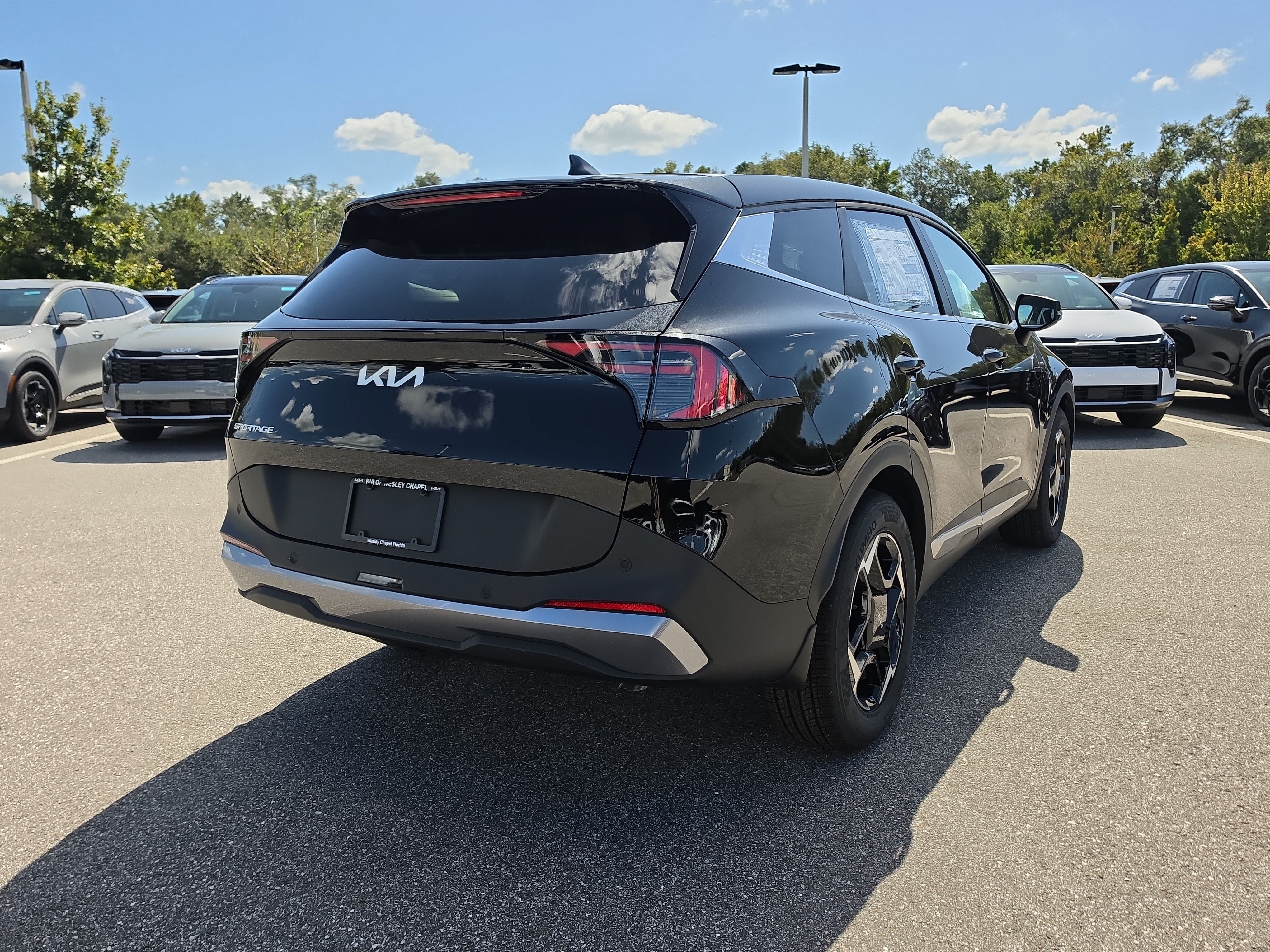 New 2027 Kia Sportage EX FWD image 8