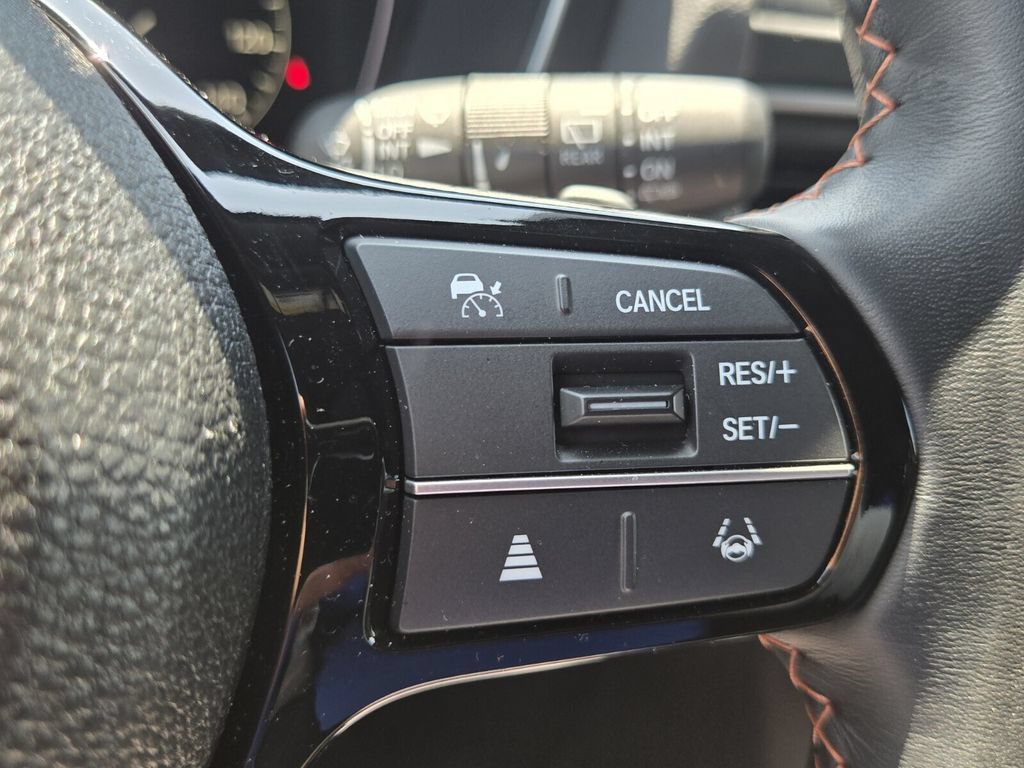 Certified 2025 Honda Pilot Sport image 23