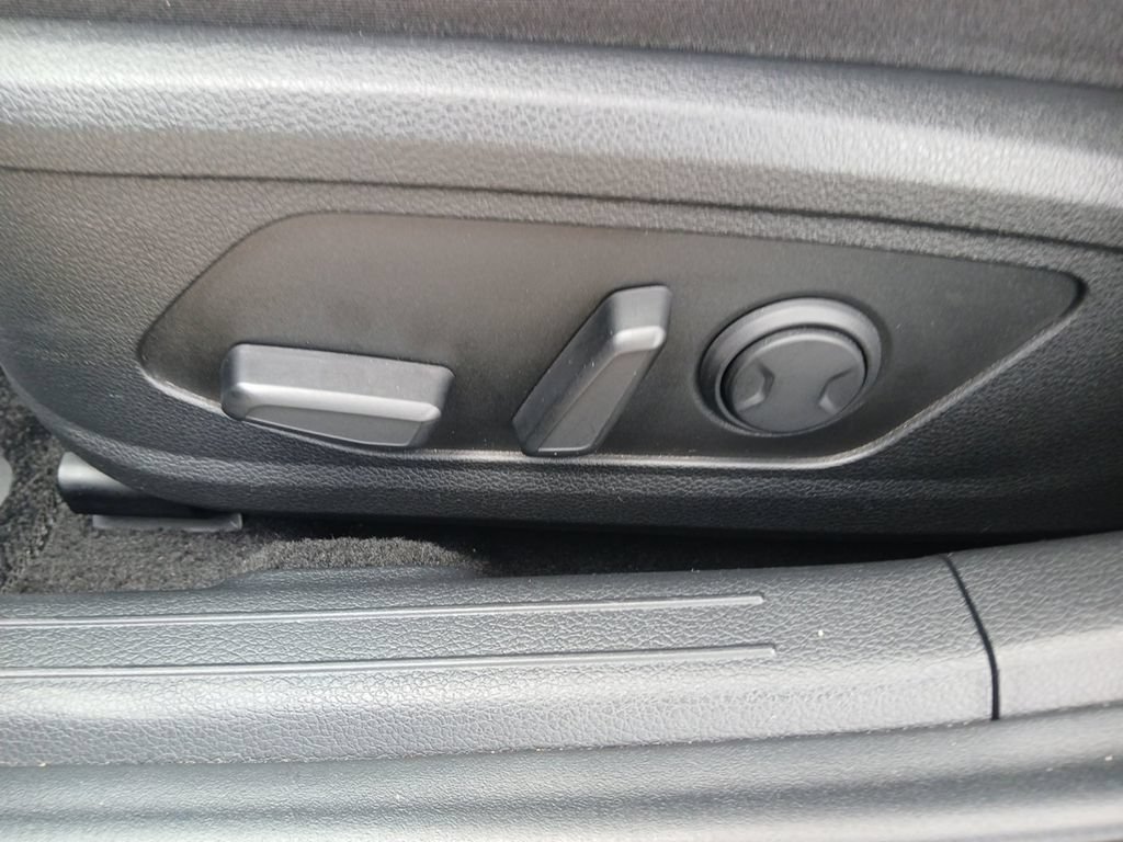 Used 2024 Hyundai Sonata SEL FWD image 31