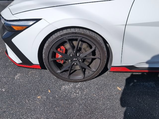 Used 2025 Hyundai Elantra N image 7