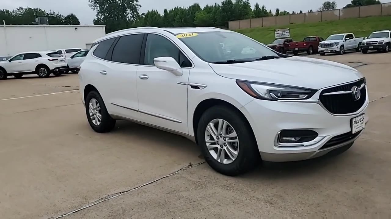 Used 2021 Buick Enclave Essence w/ Sound and Sites Package AWD/4WD image 2