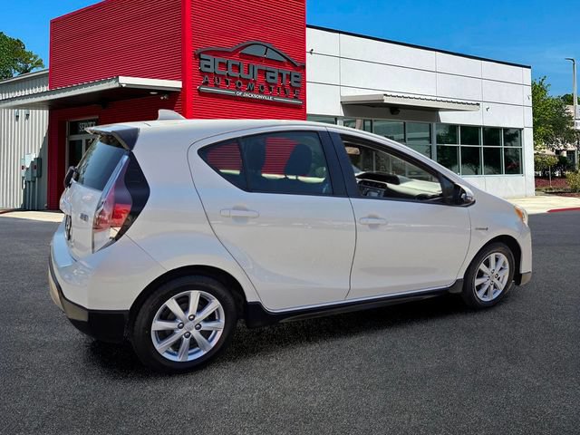 Used 2017 Toyota Prius C Three FWD image 5
