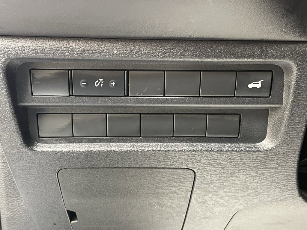 Used 2024 Mitsubishi Outlander SE image 27