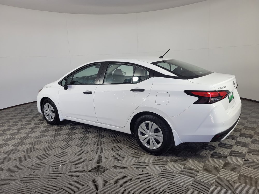 Used 2025 Nissan Versa S w/ Trunk Package FWD image 3