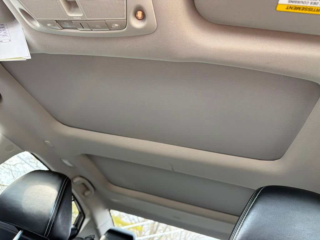 Used 2017 Nissan Maxima Platinum image 24