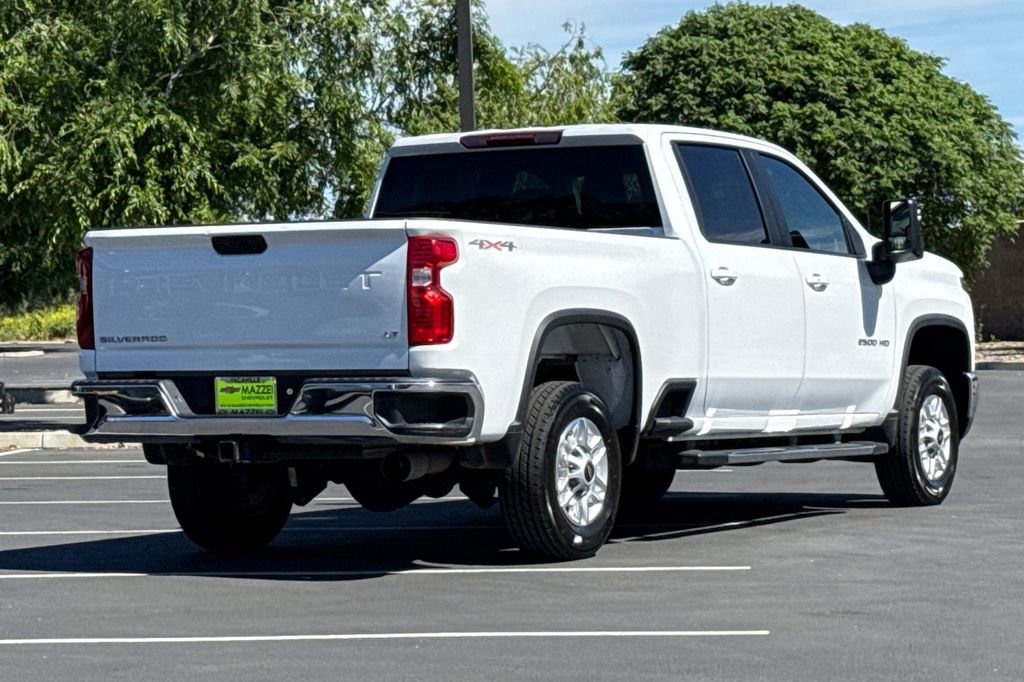 Used 2025 Chevrolet Silverado 2500 LT w/ Convenience Package AWD/4WD image 11