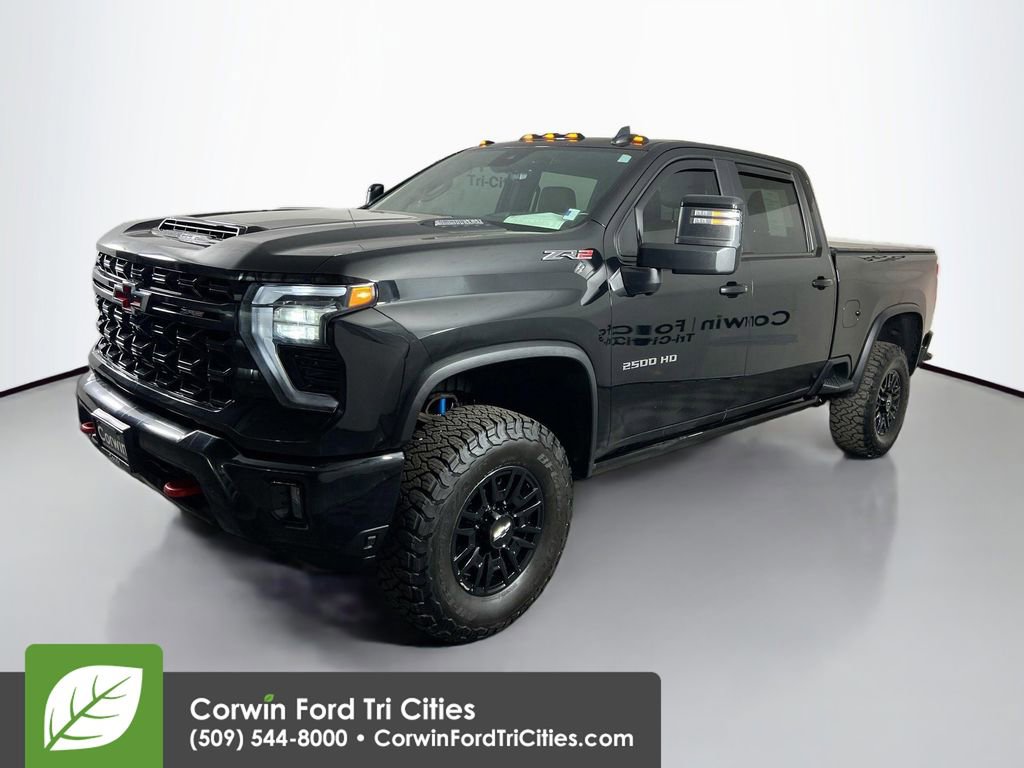 Used 2024 Chevrolet Silverado 2500 ZR2 w/ Technology Package image 5