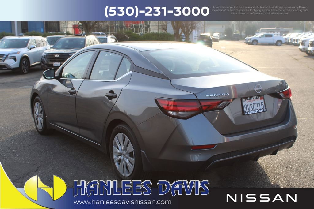Used 2025 Nissan Sentra S image 9
