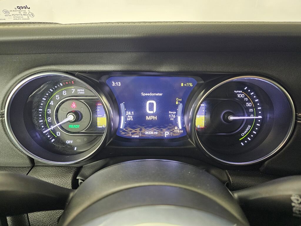 Used 2023 Jeep Wrangler Unlimited Sahara w/ Cold Weather Group AWD/4WD image 25