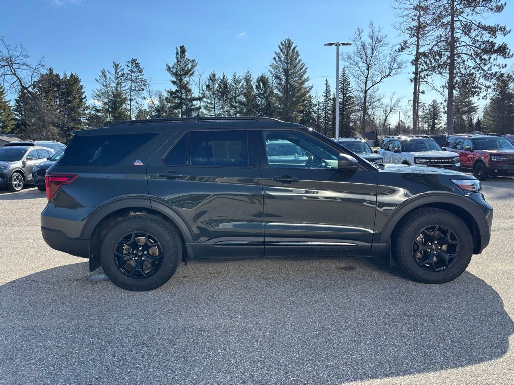 Used 2024 Ford Explorer Timberline image 2