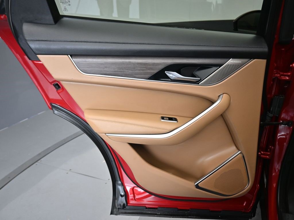 Used 2023 Jaguar F-PACE S image 33