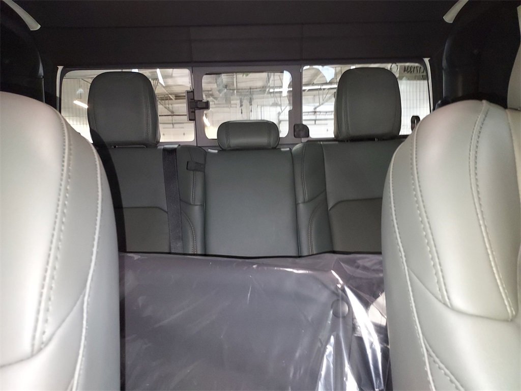 New 2026 Jeep Gladiator Mojave image 13