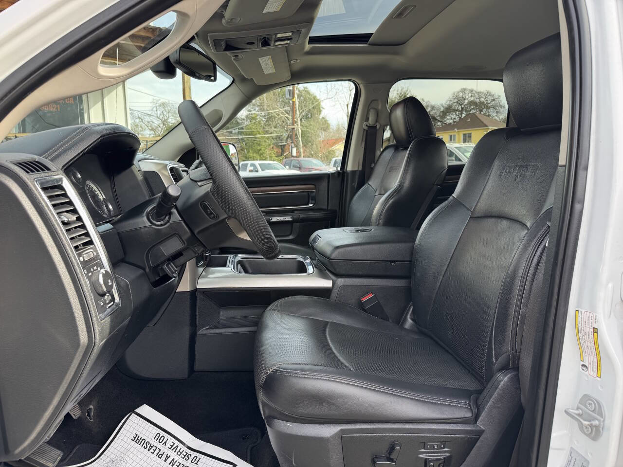 Used 2017 RAM 3500 Laramie w/ Sport Appearance Group image 9