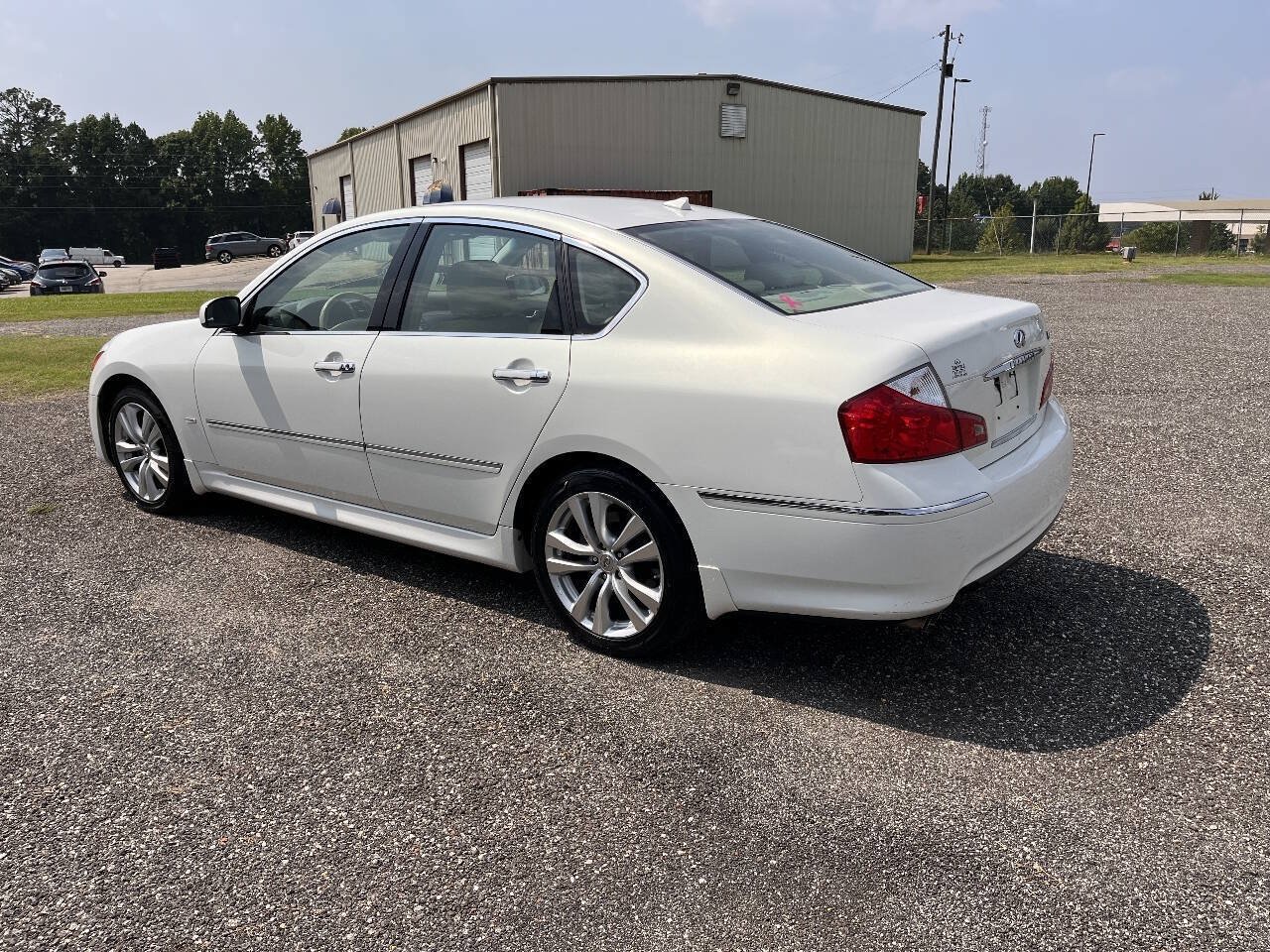 Used 2008 INFINITI M35 w/ Technology Pkg RWD image 4
