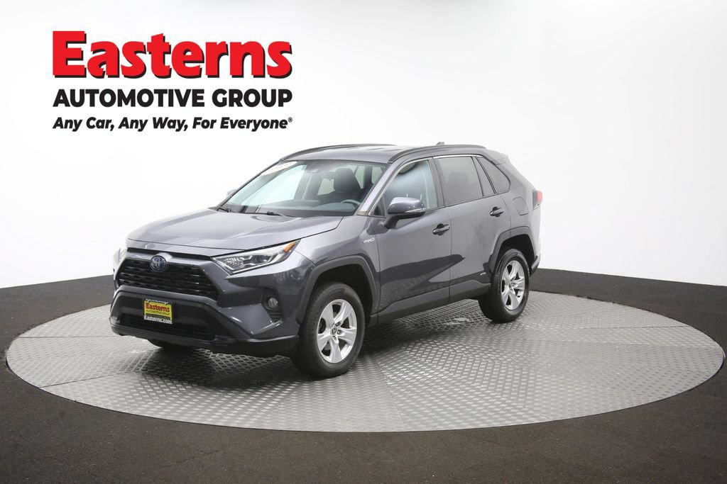 Used 2021 Toyota RAV4 XLE AWD/4WD image 55