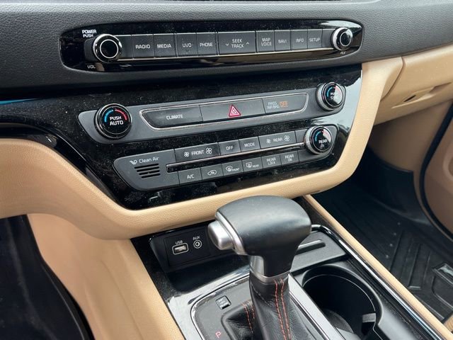 Used 2017 Kia Sedona SX image 23