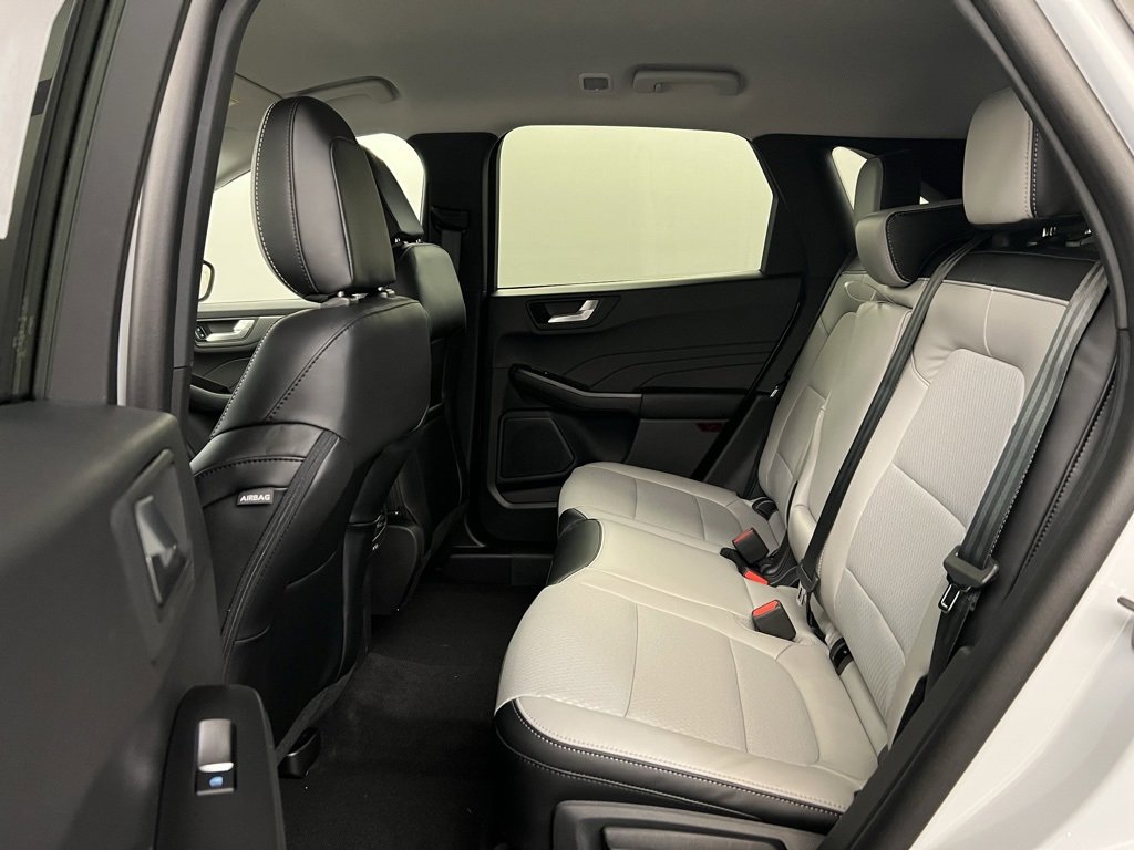 New 2026 Ford Escape SE image 27
