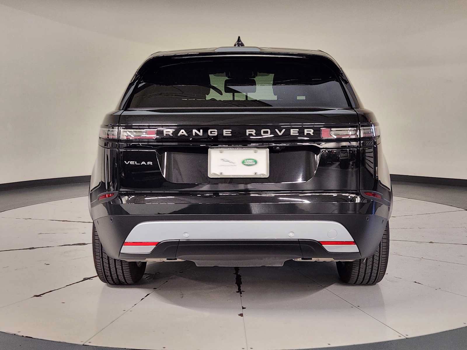 Used 2026 Land Rover Range Rover Velar S AWD/4WD image 10
