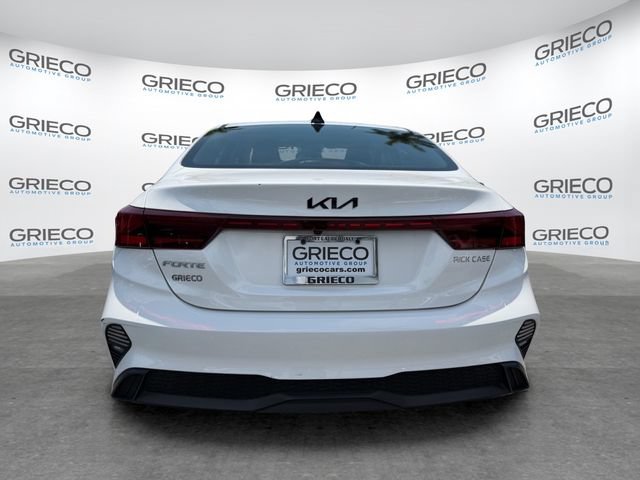 Used 2023 Kia Forte LXS FWD image 6